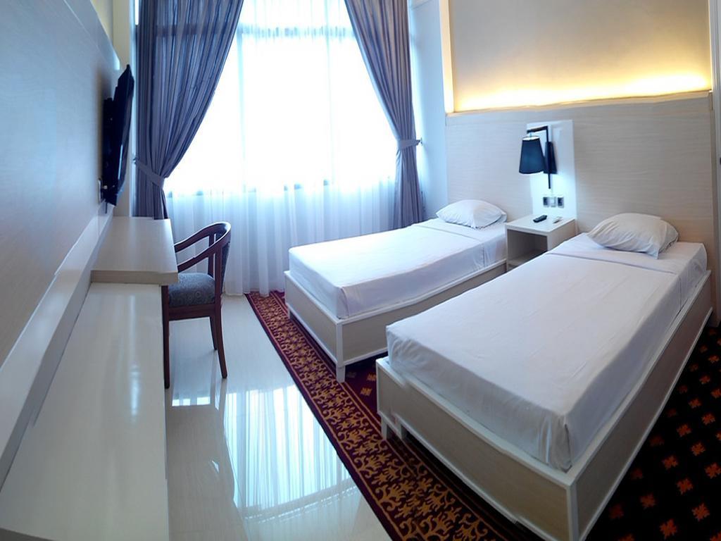Hotel Sandjaja ปาเลมบัง ห้อง รูปภาพ
