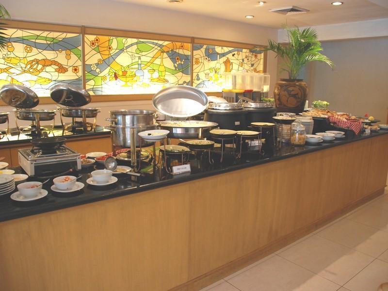 Hotel Sandjaja ปาเลมบัง ภายนอก รูปภาพ