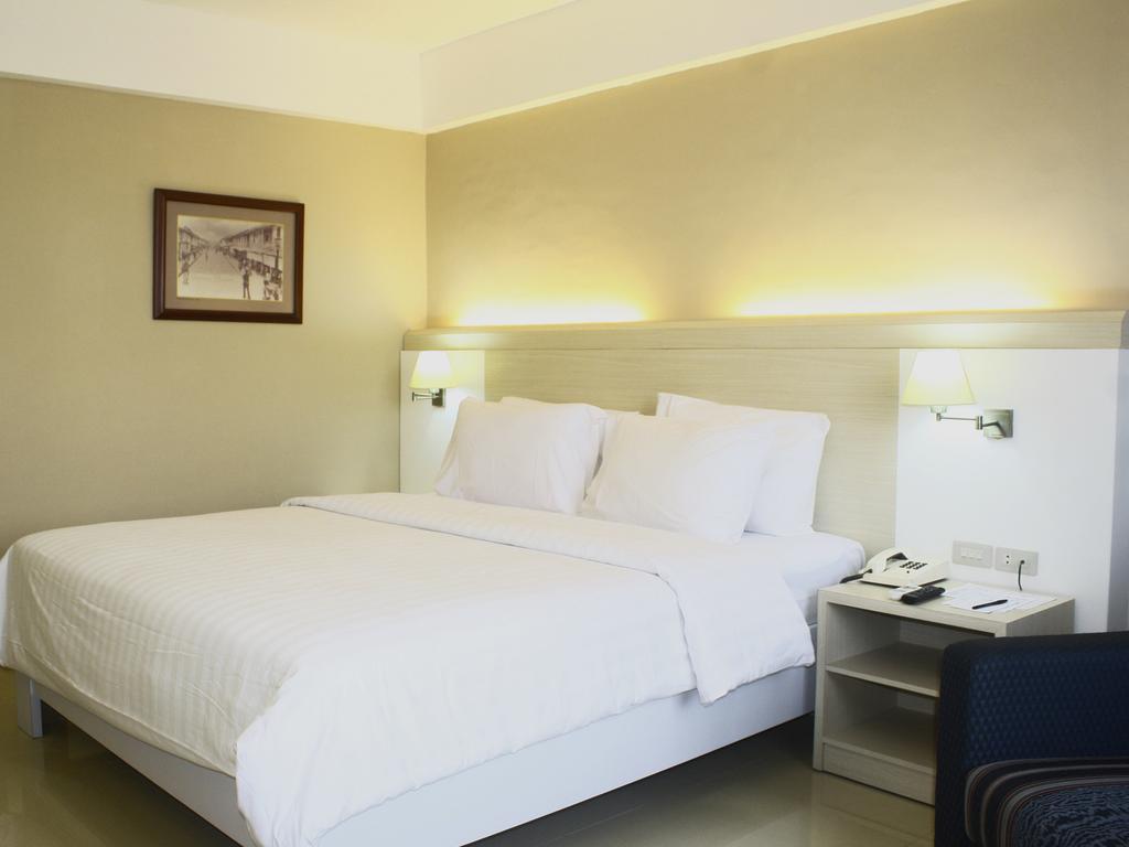 Hotel Sandjaja ปาเลมบัง ภายนอก รูปภาพ