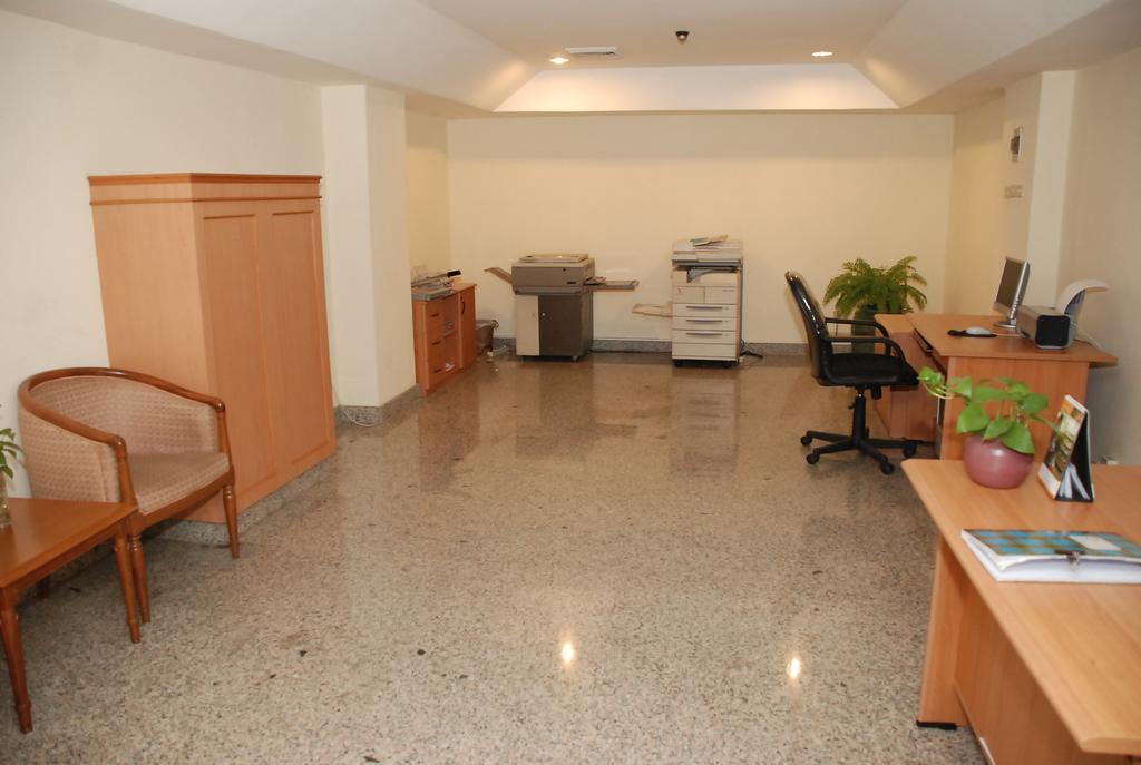 Hotel Sandjaja ปาเลมบัง ภายนอก รูปภาพ